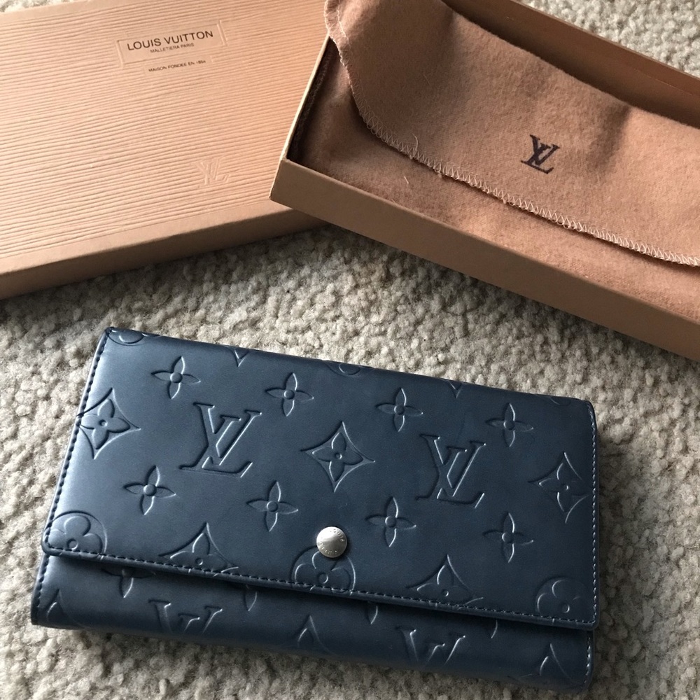 Louis Vuitton Long Wallet / Rare / Early 2000’s / never used